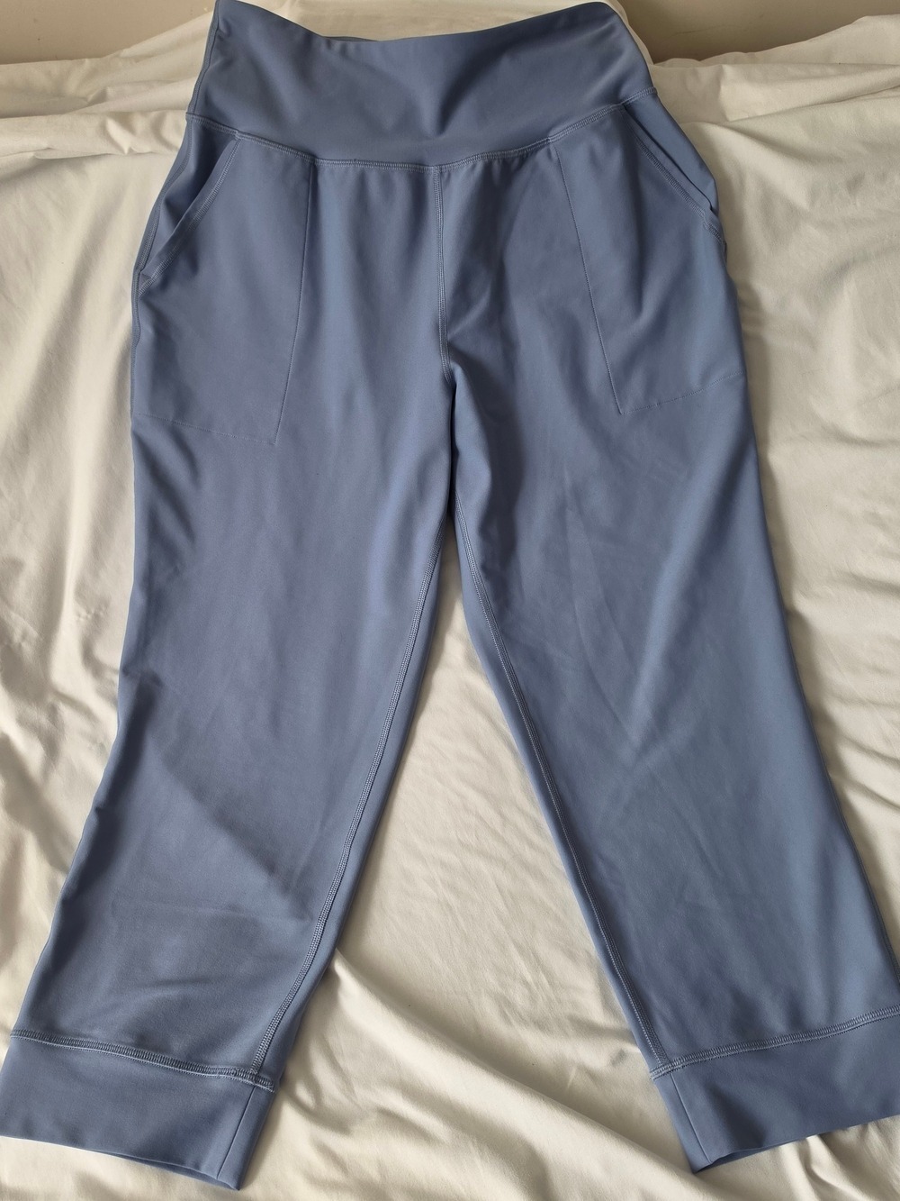 Large ● Old Navy PowerSoft High Waisted Cropped Yoga Pants Blue Slate